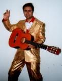 Nevrez als Elvis der 50er